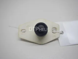 BR5S676S0 Кнопка открывания багажника Mazda 3 BK Арт AM70808061, вид 1