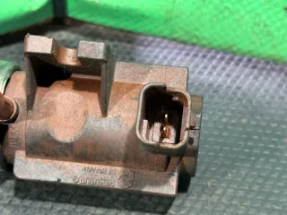 9652570180 Клапан электромагнитный Citroen Xsara Picasso 1.6л HDi Арт 2000000054416, вид 2