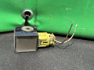 2S6T14B006AE Датчик удара Ford Fiesta 5 Арт 2000000050979, вид 2