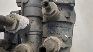 1747137 Кран тормозной прицепа DAF CF Арт 20652205, вид 4