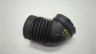 13717532755 Патрубок воздушного фильтра BMW 3 E90/E91/E92/E93 Арт 20628389