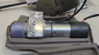 A2518000197 Моторчик (насос) подъема крышки багажника (3-5 двери) Mercedes GL X164 Арт 20629957, вид 3