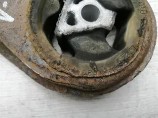 BP4S39040B Подушка кпп Mazda 3 BK 1.6л Арт 2-248392, вид 3