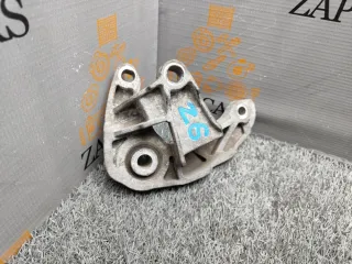 BP4K-39-010B Кронштейн опоры мкпп Mazda 3 BK 1.6л Арт 2-36520, вид 2