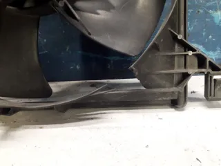 Z66815025 Диффузор вентилятора Mazda 3 BK Арт 2-92842, вид 4