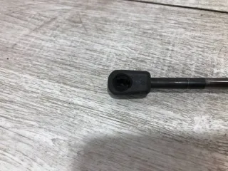 BP4K63620F Амортизатор крышки багажника (3-5 двери) Mazda 3 BK Арт 2-245907, вид 2