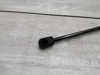 BP4K62620F Амортизатор крышки багажника (3-5 двери) Mazda 3 BK Арт 2-245877, вид 2