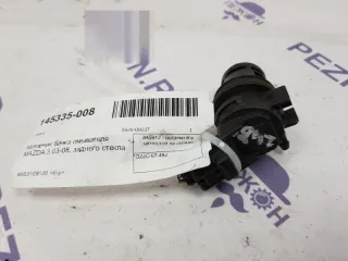 G22C-67-482 Насос (моторчик) омывателя стекла Mazda 3 BK Арт 2-459471, вид 1