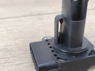 ZLY113215 Расходомер Mazda 3 BL 1.6л Арт 2-539883, вид 3