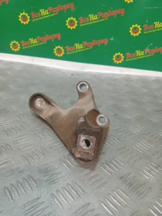 B32T39080B Кронштейн КПП Mazda 3 BK 2.0л Арт 2-752150, вид 2