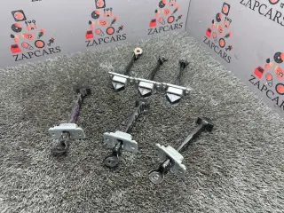 BP4K-72-270E Ограничитель открывания двери Mazda 3 BK Арт 2-551458, вид 3