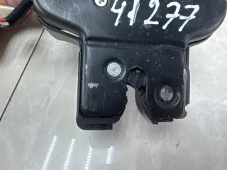 BN8V56820A Замок багажника Mazda 3 BK Арт 2-939601, вид 11