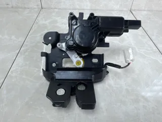 BN8V56820A Замок багажника Mazda 3 BK Арт 2-939601, вид 6