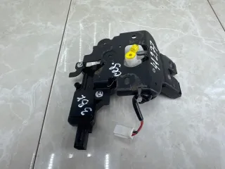 BN8V56820A Замок багажника Mazda 3 BK Арт 2-939601, вид 2