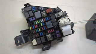 81402FL000,82243FL000,82243FL010 Блок предохранителей Subaru XV 2 Арт 20681796, вид 3