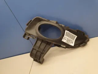 BN8V51678A Решетка в бампер левая Mazda 3 BK Арт ZAP243978, вид 1