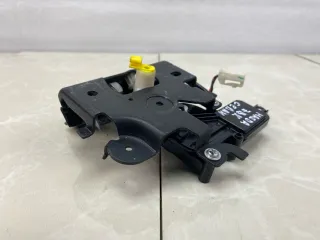 BN8V56820A Замок багажника Mazda 3 BK Арт 2-1068189, вид 4