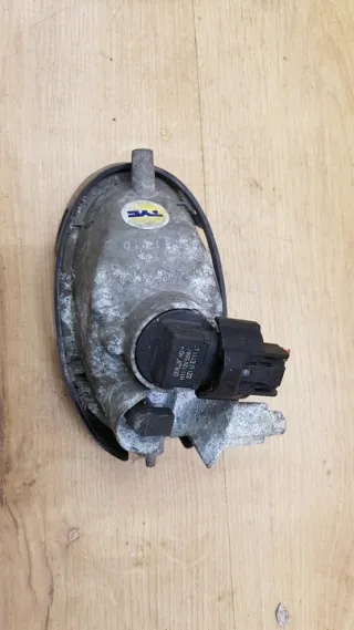  Фара противотуманная левая Mazda 3 BK Арт e13600275, вид 2