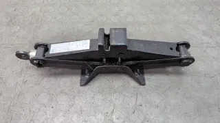  Домкрат  Mazda 3 BK Арт 20695948, вид 1