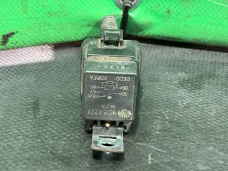 96251271 Реле вентилятора Daewoo Nubira j150 2.0л i Арт 2000000053315, вид 1