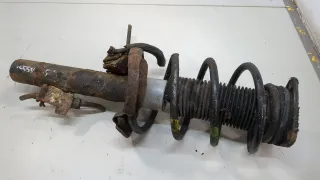 BRY034700 Амортизатор передний правый Mazda 3 BK Арт 20709840, вид 1