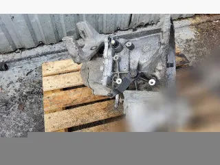  КПП механическая (МКПП) 5-ступенчатая Opel Zafira Life 1.6л Арт 105935275_3, вид 1