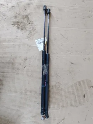  Амортизатор крышки багажника (3-5 двери) Mazda 3 BK Арт 2-447098, вид 1