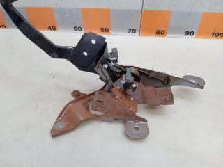 BP4L43300A Педаль тормоза Mazda 3 BK Арт 2-969677, вид 5