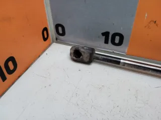 BP4K62620D Амортизатор крышки багажника (3-5 двери) Mazda 3 BK Арт 2-401334, вид 4