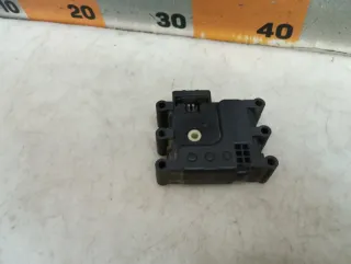 BP4M61A70A Моторчик заслонки печки Mazda 3 BK Арт 2-964482, вид 3