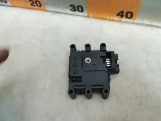 BP4M61A70A Моторчик заслонки печки Mazda 3 BK Арт 2-964482, вид 7