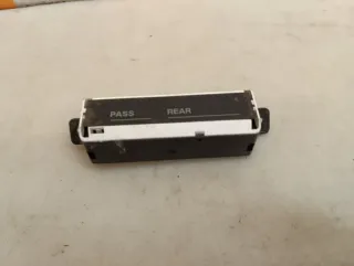 BR5S55260A Индикатор ремня безопасности Mazda 3 BK Арт 2-867258, вид 1