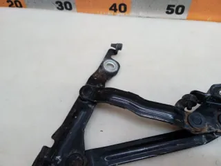 BN8V52710C Петля крышки багажника Mazda 3 BK Арт 2-976049, вид 4