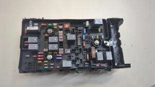 63565110 Блок предохранителей Chrysler 200 Арт 20728132