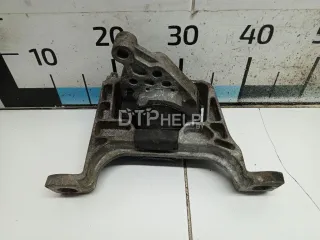 BEA239060 Опора двигателя правая Mazda 3 BK Арт AM31597899, вид 1