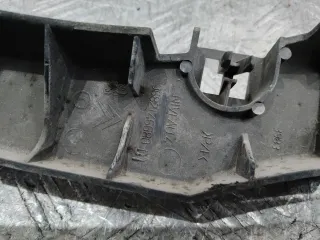 9682146680 Накладка замка капота Peugeot 308 1 Арт 116114, вид 4