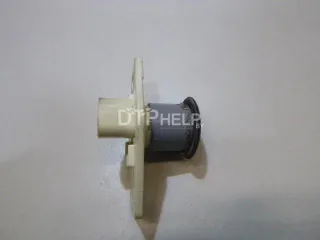 BR5S676S0 Кнопка открывания багажника Mazda 3 BK Арт AM23090951, вид 4