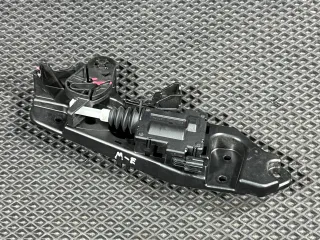 LJ8A-16D669-AE Электропривод замка капота Ford Mustang Mach-E Арт 01637373, вид 3