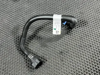 PJ93-8D011-CA Патрубок (трубопровод, шланг) Ford Mustang Mach-E Арт 01637341, вид 2