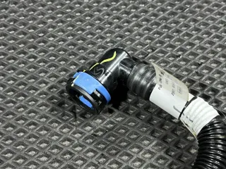 PJ93-8D050-CB Патрубок (трубопровод, шланг) Ford Mustang Mach-E Арт 01637372, вид 8