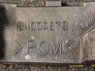 6400D879 кронштейн крепления бампера переднего Citroen C4 Aircross Арт 323705, вид 5