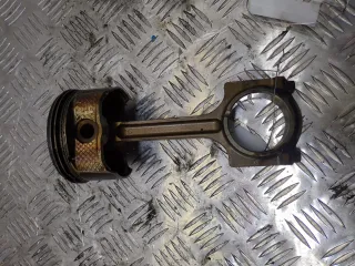  Поршень Mazda 3 BK 2.0л Инжектор Арт 20784125, вид 1