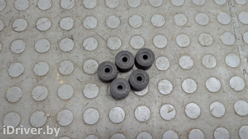 КолпачоклитогодискаVolkswagenJetta62016г.