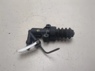 BP4K41920C Цилиндр сцепления рабочий Mazda 3 BK 1.6л Инжектор Арт 20635295, вид 3