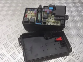 3M5T-14A142-AB Блок предохранителей Mazda 3 BK Арт e11115759, вид 5