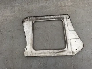 14462EQ400 Защитный кожух радиатора Nissan X-Trail T30 Арт 20805831, вид 3