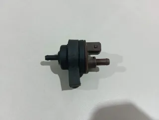 1502H8 Клапан вентиляции топливного бака Citroen C4 1 restailing Арт E23902446, вид 1