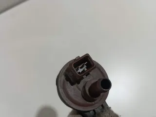 1502H8 Клапан вентиляции топливного бака Citroen C4 1 restailing Арт E23902446, вид 4