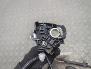 8216542120 Клеммник Toyota Rav 4 5 Арт 20854550, вид 4