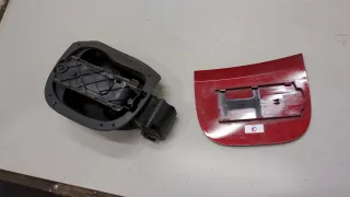 YQ00036480 Лючок бензобака красный Citroen C3 Aircross  Арт 20862105, вид 3